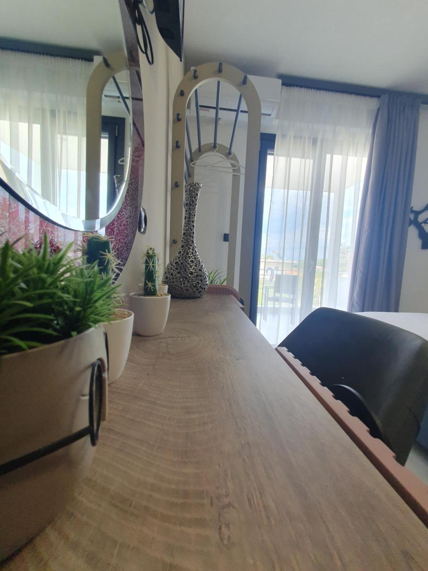 Olea Luxury Suites Aszproválta Kültér fotó